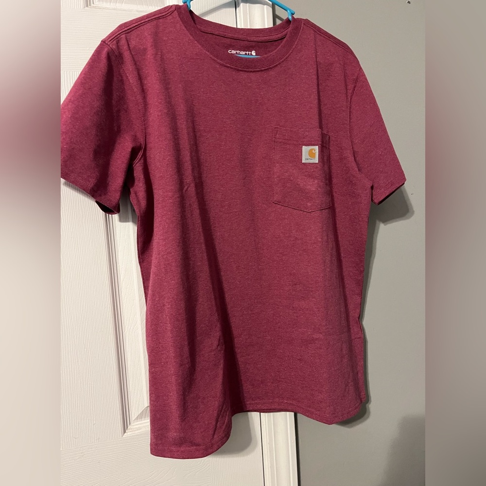Large Carhartt tee